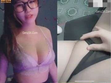 Phim Sex Việt Nam Lồng Tiếng Huệ Nhi Xinh Dâm Yêu Dùng Vú Trao Đổi Khi Chat Sex