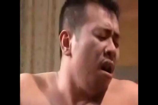 Bẻ Cong Trai Thẳng Trong Cuộc Yêu Đê Mê