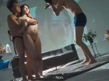 Giúp Chồng Thăng Chức Vợ Cởi Đồ Cùng Sếp Ân Ái