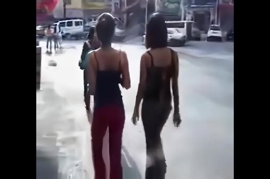 Hàng Xóm Dâm Mút Cặc To Rồi Đụ Điên Cuồng