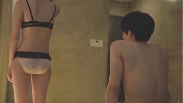 Ký Ức Nồng Cháy Với Tình Đầu