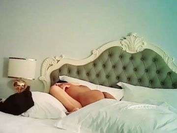 Nữ Sinh Đại Học Thích Làm Tình Ngay Trên Giảng Đường