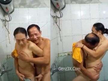 Ông Bà Già Sung Sức Hoan Lạc Trên Giường