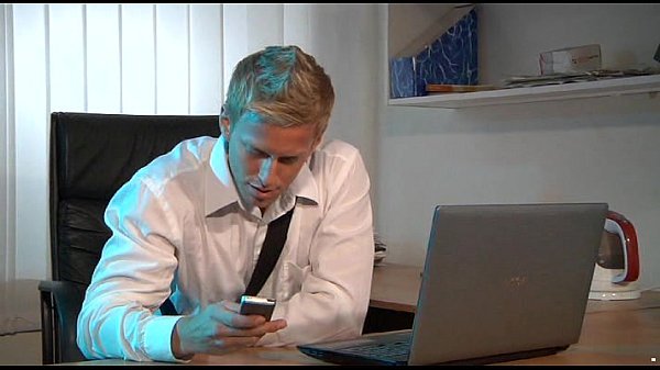 Phim Sex Gay 18 Net Chơi Lỗ Nhị Của Nam Nhân Viên Mới Đến