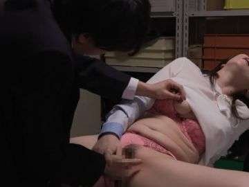 Thanh Niên Đi Trộm Được Chị Chủ Cho Chơi Cái Mu Lồn Cực Múp