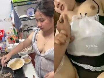 Vợ Đảm Đang Lồn Múp Hoan Lạc Trên Giường