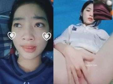 Vy Nguyễn Love 9 Tự Sướng Lồn Xinh Ướt Át
